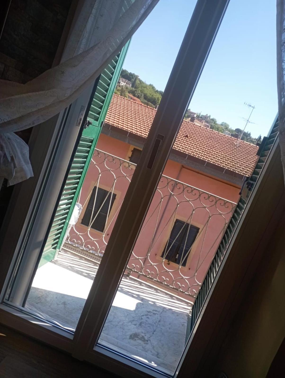 Orizzonte 5 Terre - Via Napoli 85, Stazione Centrale - Centro Storico La Spezia Exteriör bild
